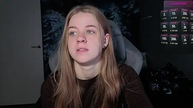 candy maggie online show from 12-19-25, 07:37