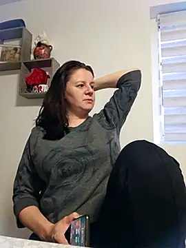 KristenVega online show from 03-20-25, 04:31