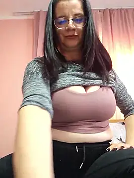 KristenVega online show from 01-09-26, 01:47