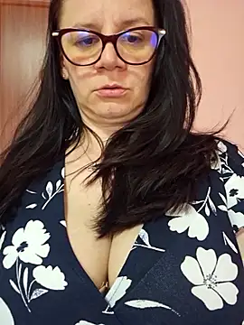 KristenVega online show from 04-24-26, 11:34