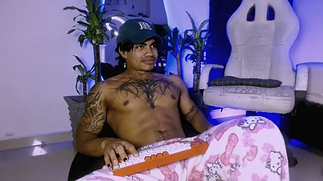 Young laroi online show from 12-07-24, 06:21