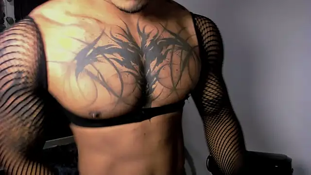 Young laroi online show from 02-22-25, 11:35