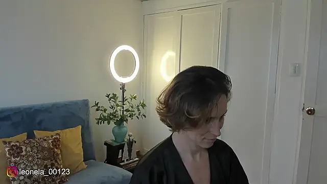 Snapshot of cuddlingbunny chatting on 01-12-26, 08:03 cuddlingbunny online show from 01-12-26, 08:03