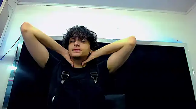 Sr BonnyEthan online show from 01-25-25, 01:41