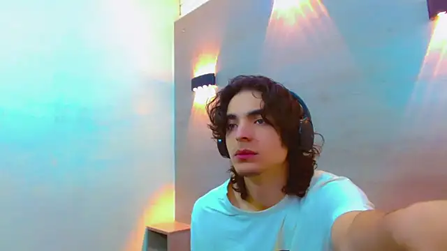 Sr BonnyEthan online show from 11-14-25, 01:54