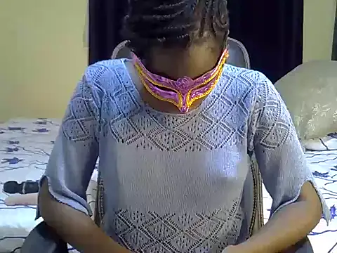 QueenJelly Sexy online show from 09-18-25, 03:36