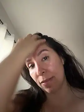 emely sexx20 online show from 02-25-26, 10:19