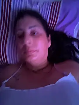 Snapshot of Angelicvill chatting on 06-11-26, 01:09 Angelicvill online show from 06-11-26, 01:09
