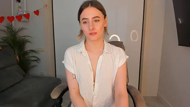 Snapshot of helen_ramsay chatting on 05-11-26, 03:18 helen ramsay online show from 05-11-26, 03:18