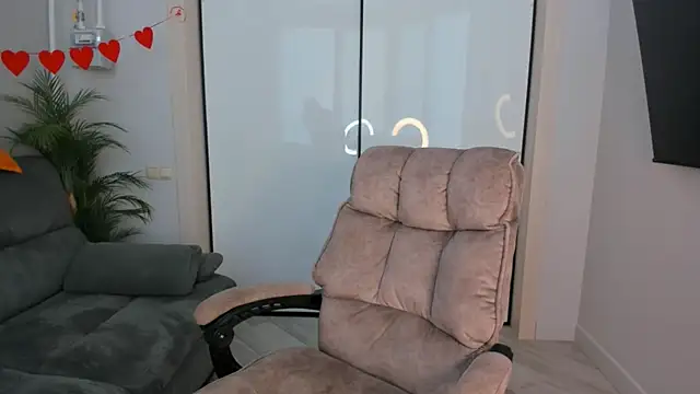 Snapshot of helen_ramsay chatting on 06-03-26, 03:50 helen ramsay online show from 06-03-26, 03:50