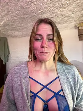 selenaluvv online show from 01-11-26, 03:39