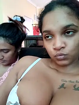 Indianqueen03 online show from 10-05-25, 11:52