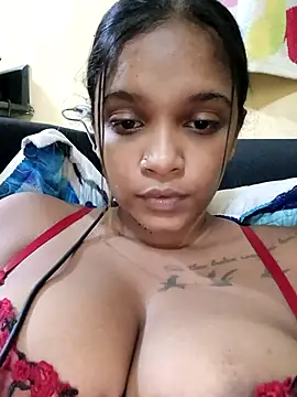 Indianqueen03 online show from 02-15-26, 09:22