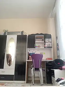 Snapshot of MuscleBoyy777 chatting on 01-28-25, 08:47 MuscleBoyy777 online show from 01-28-25, 08:47