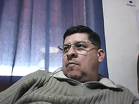 Snapshot of karatecobrakay2012 chatting on 07-02-26, 10:43 karatecobrakay2012 online show from 07-02-26, 10:43