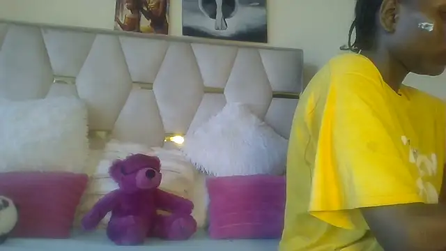 Fine assie online show from 03-17-25, 02:23