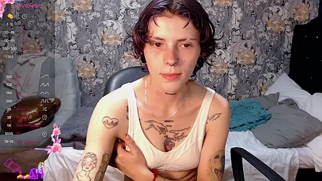 pretty cristal69 online show from 06-10-26, 11:24