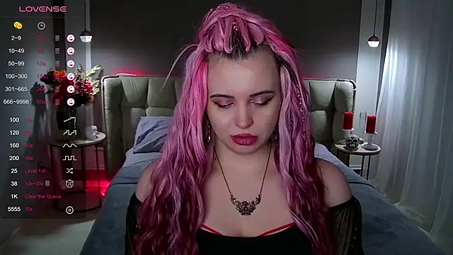 Miss Maya Mils online show from 02-12-25, 07:13