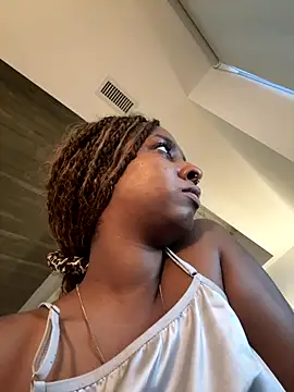 Your Paris online show from 10-02-25, 01:29