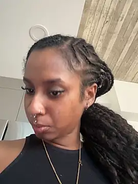 Your Paris online show from 11-14-25, 09:02