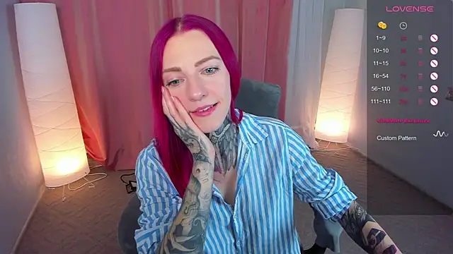 Roxy      online show from 01-20-25, 02:32