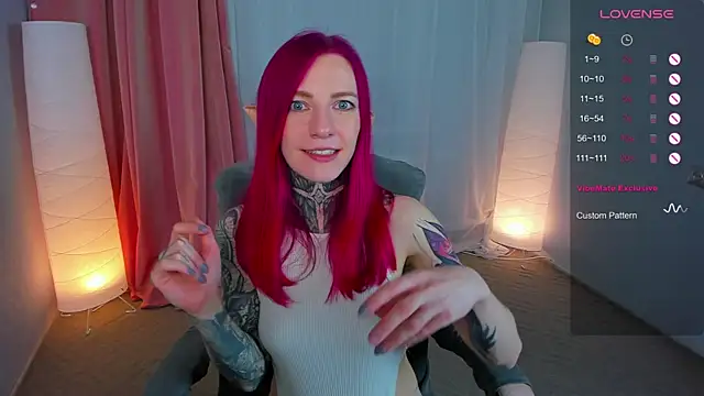 Roxy      online show from 02-22-25, 02:39