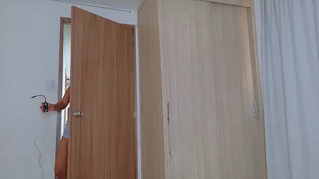 california 0 online show from 09-23-25, 02:53