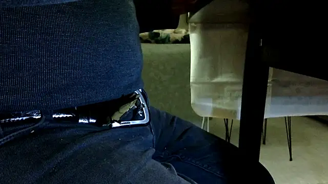 Snapshot of by-panic chatting on 10-13-25, 09:26 by-panic online show from 10-13-25, 09:26