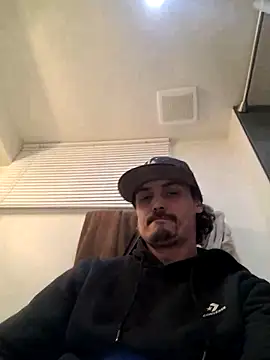 Snapshot of JustTylerr chatting on 05-23-26, 06:51 JustTylerr online show from 05-23-26, 06:51