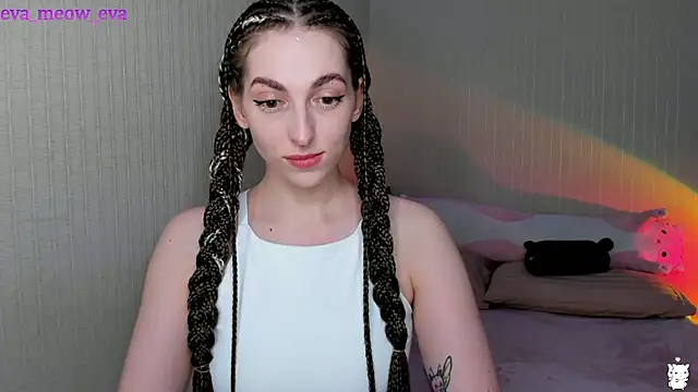 Snapshot of Meow_Eva_Meow chatting on 02-11-25, 09:14 Meow Eva Meow online show from 02-11-25, 09:14