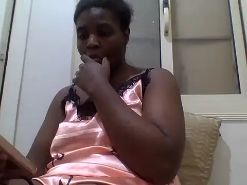 Snapshot of queenzuena chatting on 05-08-26, 09:53 queenzuena online show from 05-08-26, 09:53