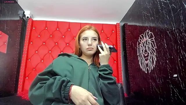 maee angels online show from 03-20-25, 06:42