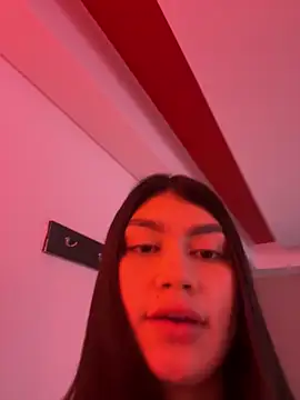 EmmaMartiinez online show from 04-11-26, 08:57