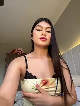 EmmaMartiinez online show from 04-30-26, 08:37