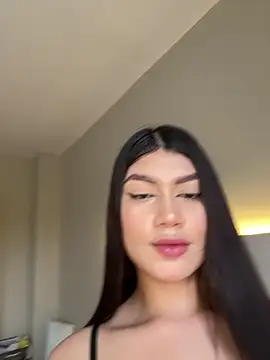 EmmaMartiinez online show from 04-30-26, 08:57