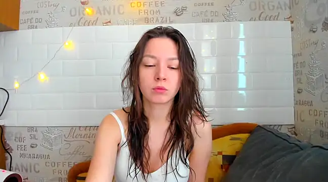 Adela Vetta online show from 02-11-25, 10:48