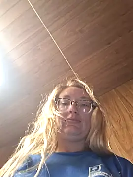 xWhoreAbleX Pika online show from 06-18-26, 06:56