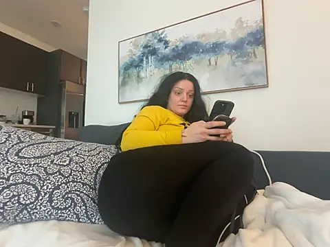 tatted-bitty online show from 03-04-25, 07:54