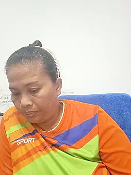 Snapshot of Fon_Bigboobs chatting on 02-03-26, 03:06 Fon Bigboobs online show from 02-03-26, 03:06