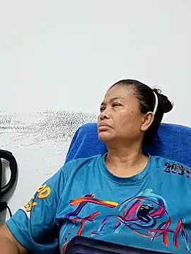 Snapshot of Fon_Bigboobs chatting on 02-09-26, 03:16 Fon Bigboobs online show from 02-09-26, 03:16