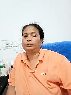 Snapshot of Fon_Bigboobs chatting on 02-20-26, 01:44 Fon Bigboobs online show from 02-20-26, 01:44