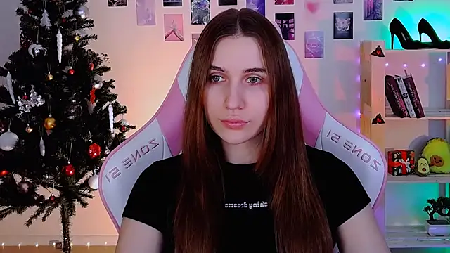 AliceCharmy online show from 12-17-24, 12:22