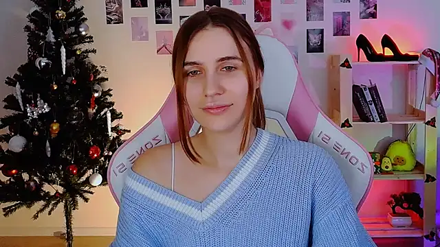 AliceCharmy online show from 12-19-24, 03:08