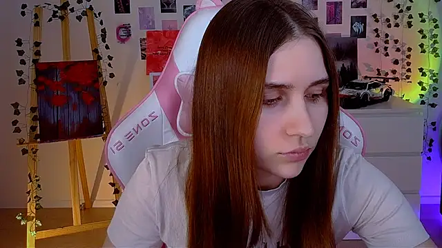 AliceCharmy online show from 02-26-25, 05:28