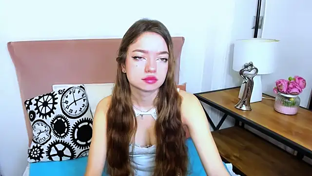 Snapshot of GraceLips chatting on 03-07-25, 06:35 GraceLips online show from 03-07-25, 06:35