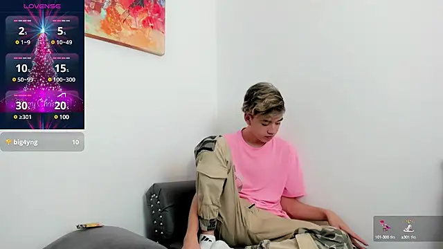 bunny maxi online show from 12-24-24, 03:47