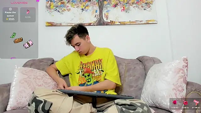 bunny maxi online show from 12-28-24, 01:49