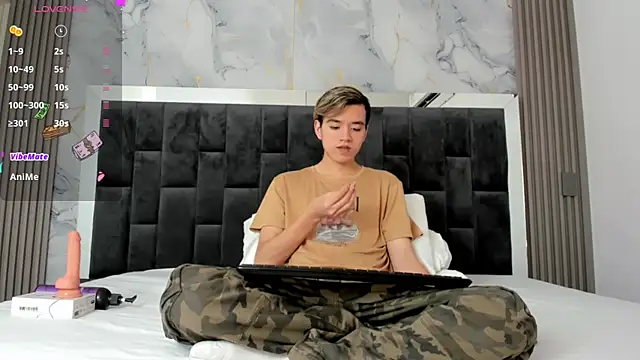 bunny maxi online show from 01-25-25, 12:26