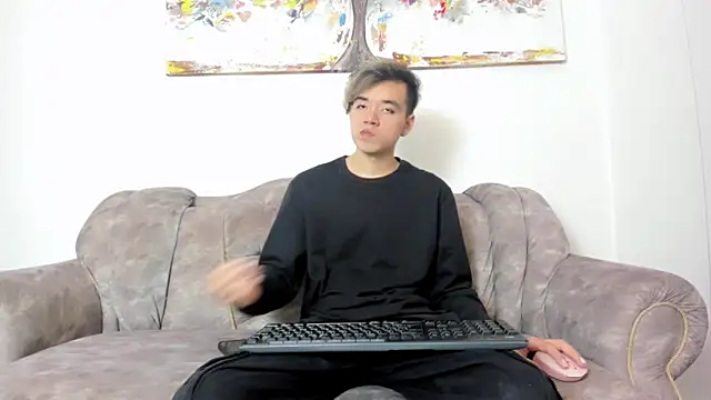 bunny maxi online show from 02-25-25, 12:34