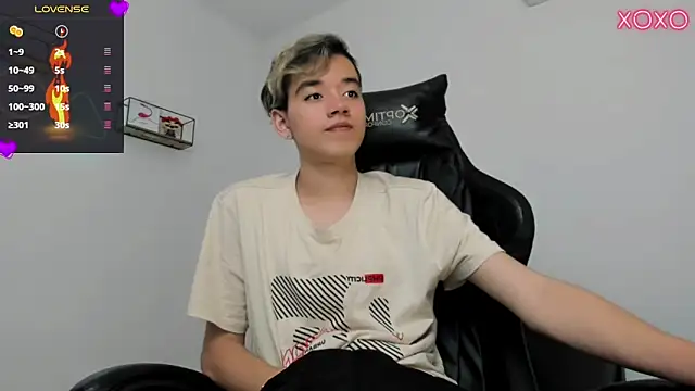 bunny maxi online show from 03-03-25, 03:31